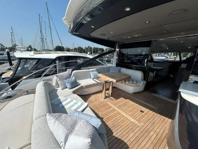  Yacht Photos Pics Princess Yachts V55 - Cockpit