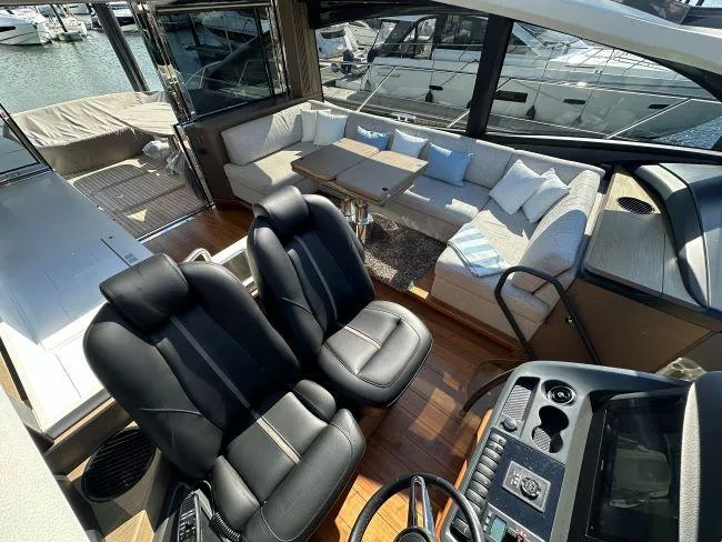  Yacht Photos Pics Princess Yachts V55 - Interior