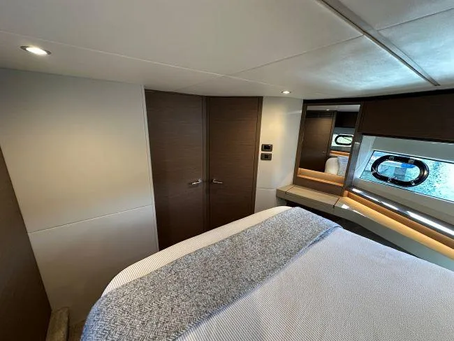  Yacht Photos Pics Princess Yachts V55 - Guest forward cabin