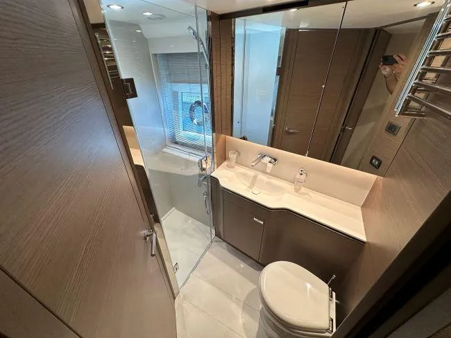  Yacht Photos Pics Princess Yachts V55 - Guest forward cabin en-suite access to day cabin
