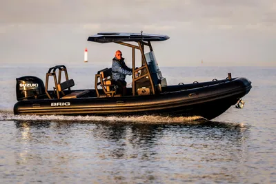 Brig Navigator 22
