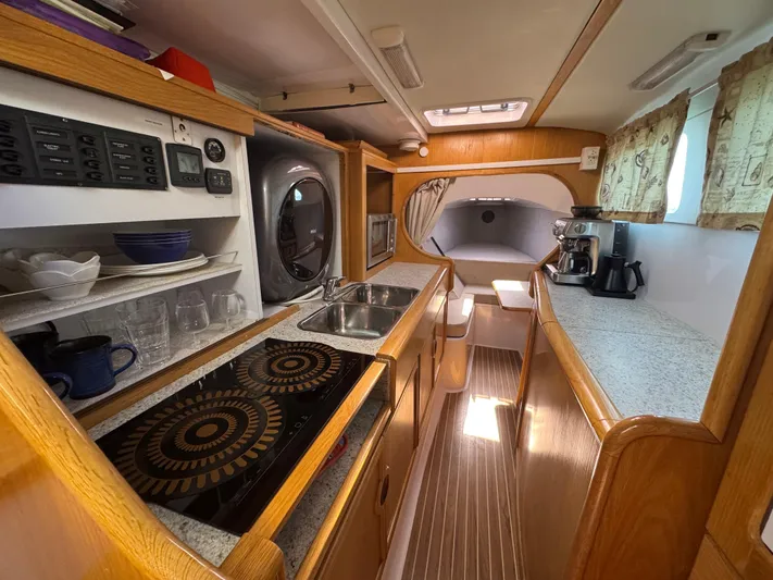 Miline Yacht Photos Pics 