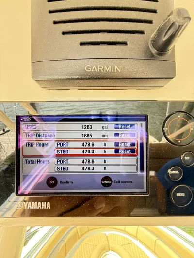My Ginny Yacht Photos Pics Yamaha display showing trip data on a 2014 Pursuit ST 310 Sport boat.