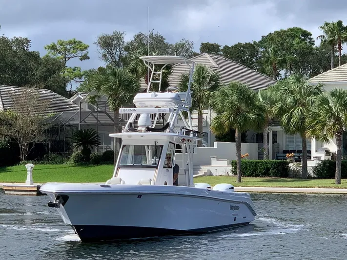 Dauntless Yacht Photos Pics Everglades 32 Dauntless 325CC- Profile