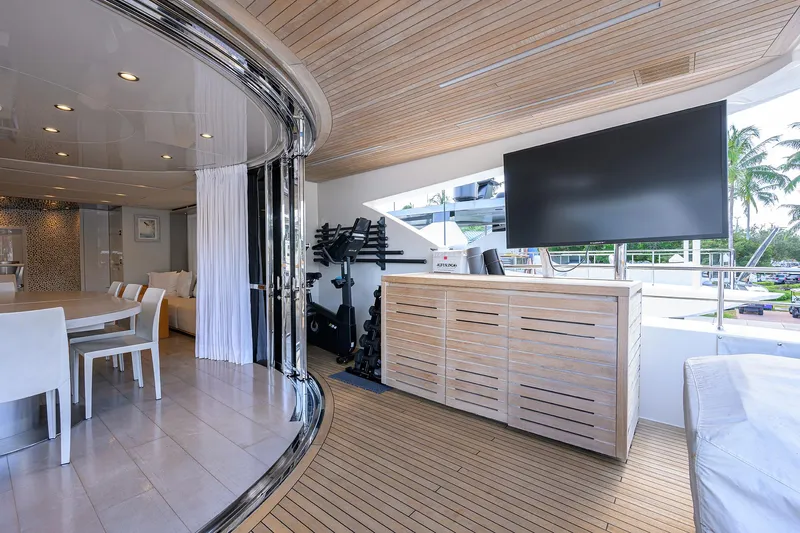 Halcyon Yacht Photos Pics 