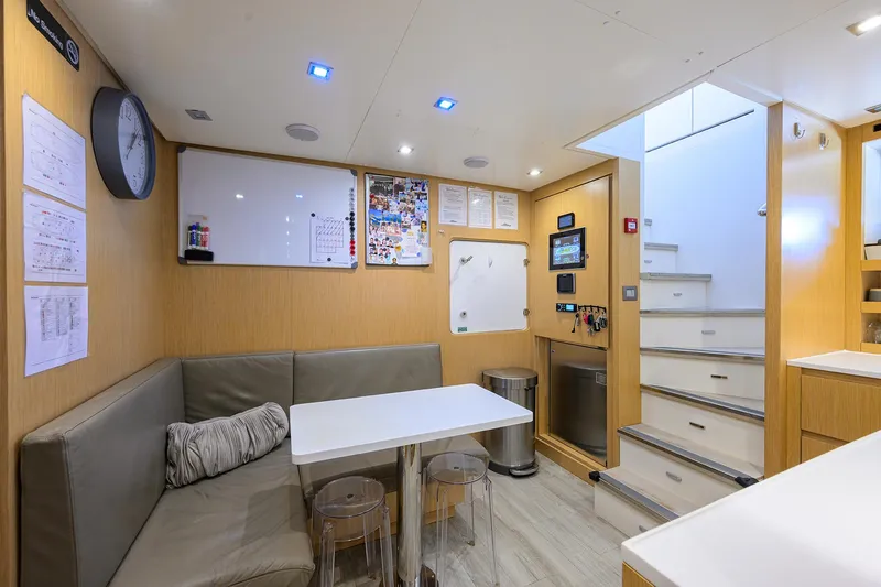 Halcyon Yacht Photos Pics 