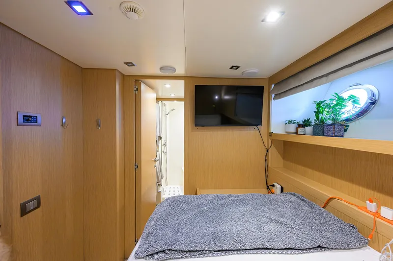 Halcyon Yacht Photos Pics 