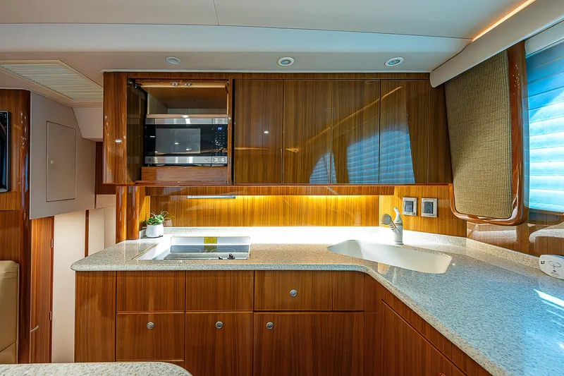 Game On Yacht Photos Pics 