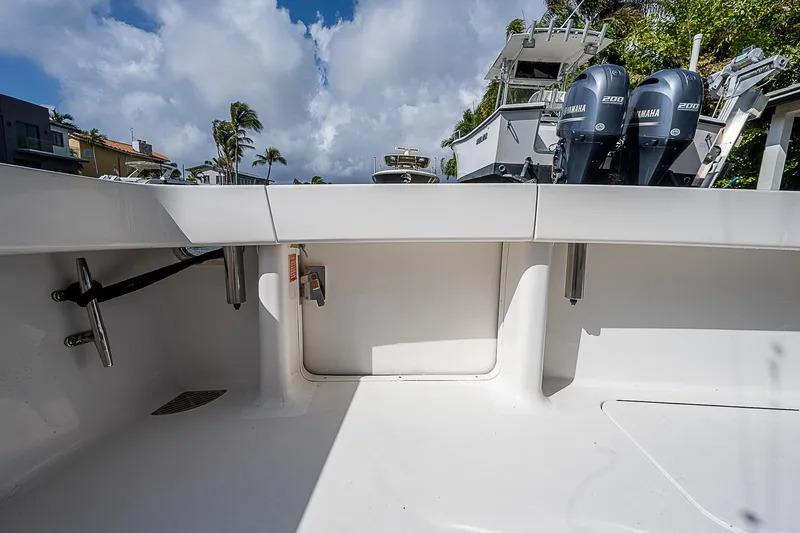 Game On Yacht Photos Pics 