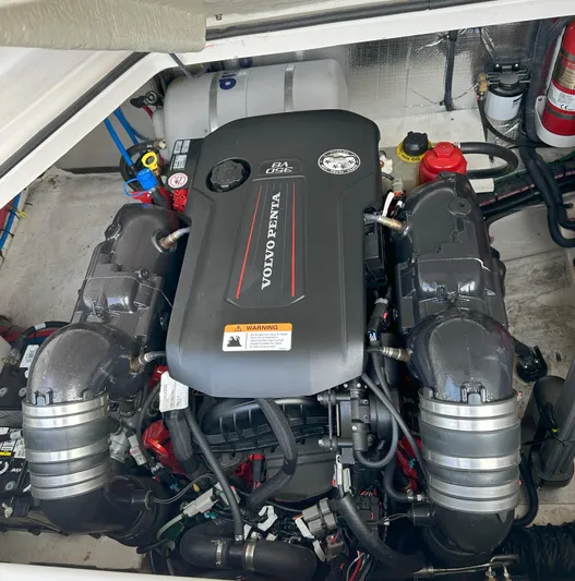 Kai Akua Yacht Photos Pics 