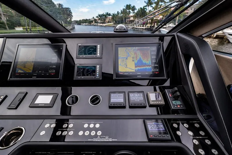 Rapallo V Yacht Photos Pics 