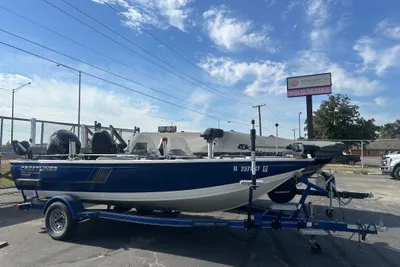 Crestliner 1750 Fish Hawk SC