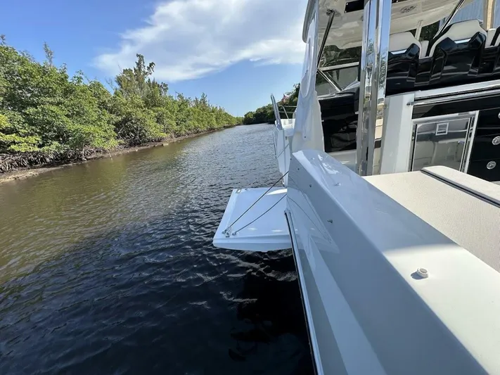  Yacht Photos Pics 2024 Jeanneau Leader 10.5 Wa Series 2 - Image 16