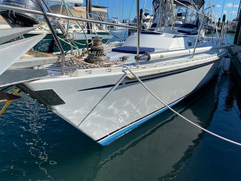 1994 Hylas 45.5