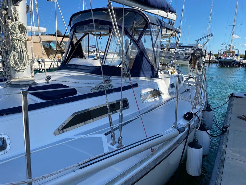 1994 Hylas 45.5
