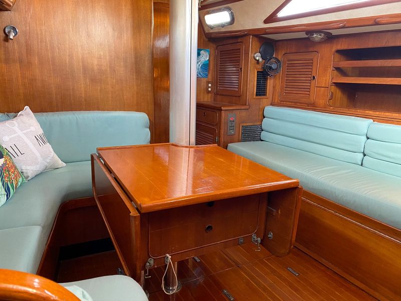 1994 Hylas 45.5