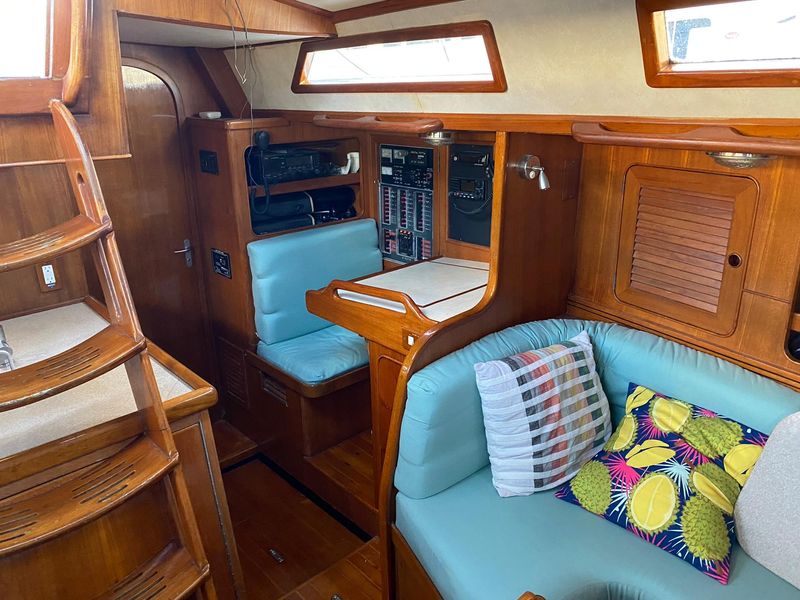1994 Hylas 45.5