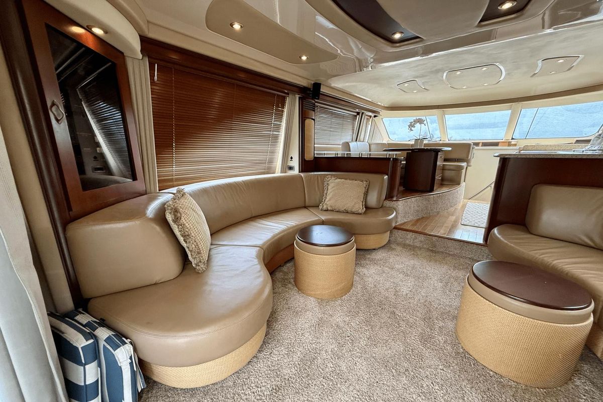 2005 Sea Ray 55 