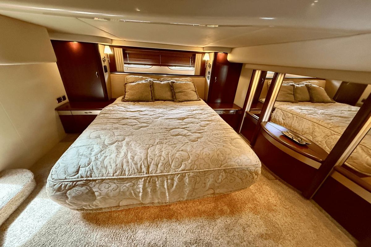 2005 Sea Ray 55 