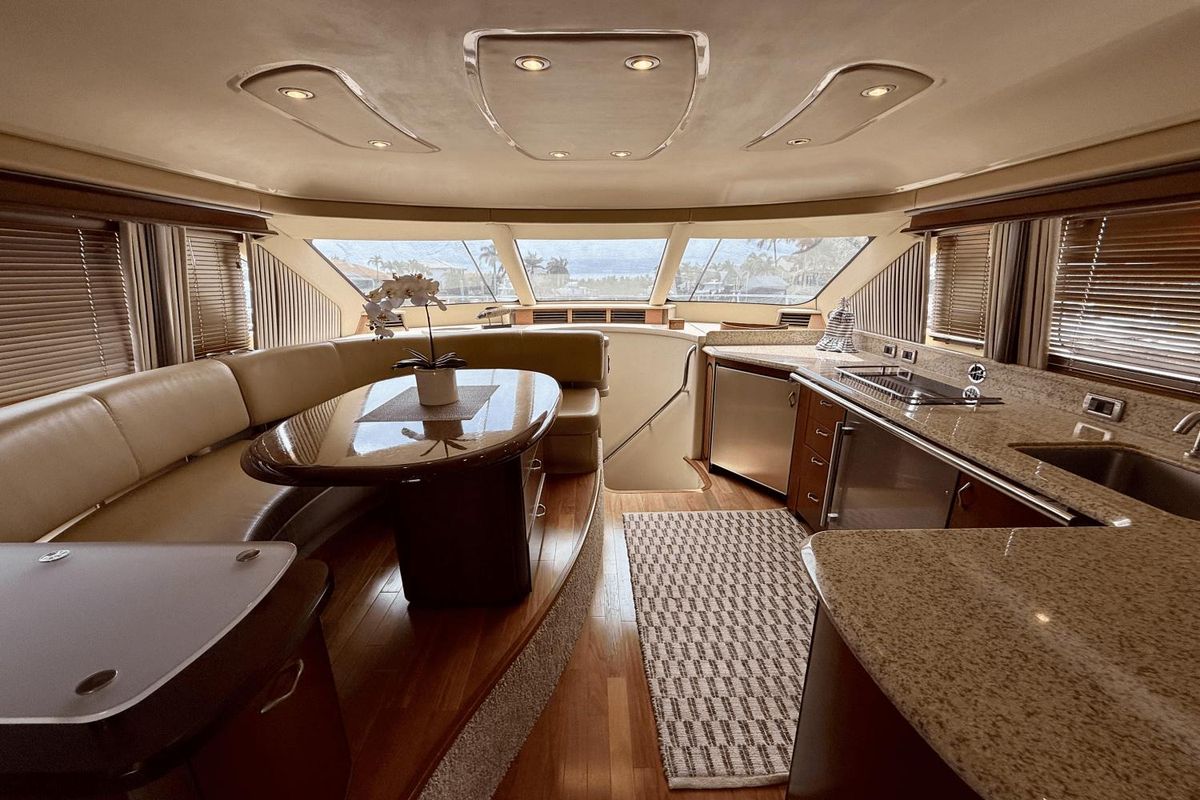 2005 Sea Ray 55 