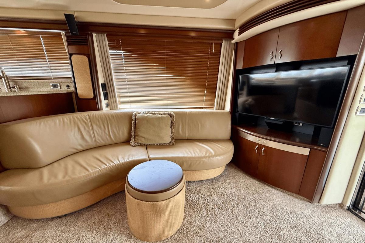 2005 Sea Ray 55 