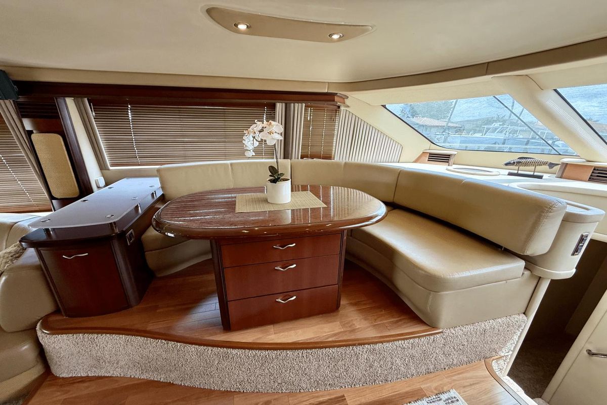 2005 Sea Ray 55 