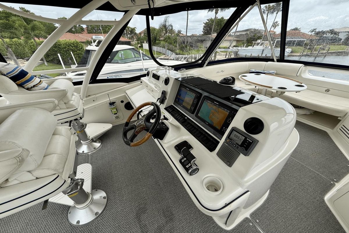 2005 Sea Ray 55 