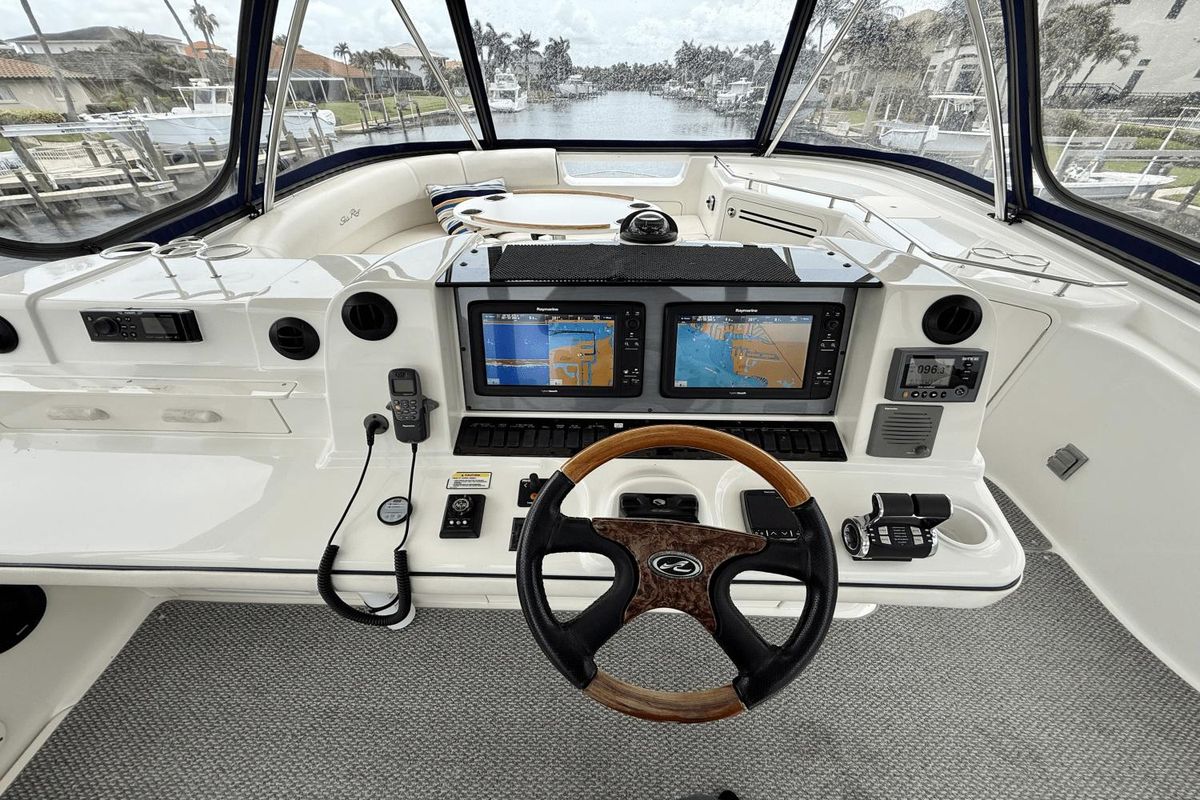 2005 Sea Ray 55 