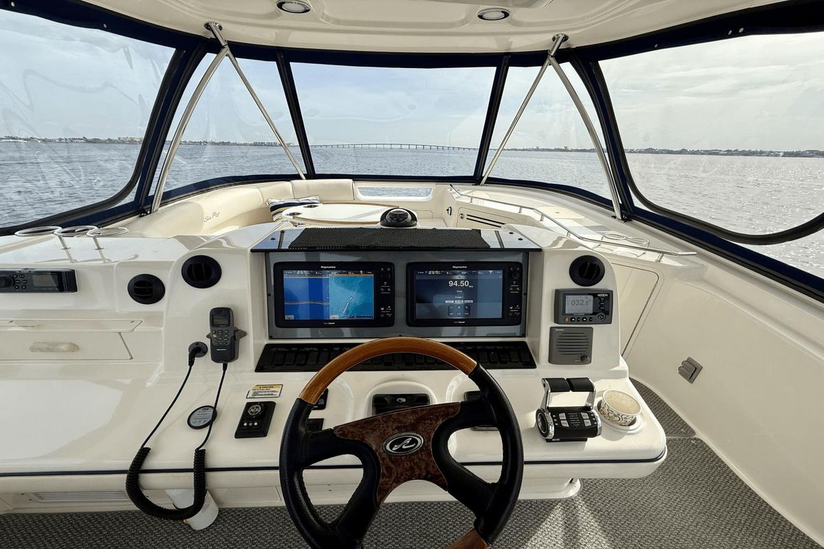 2005 Sea Ray 55 