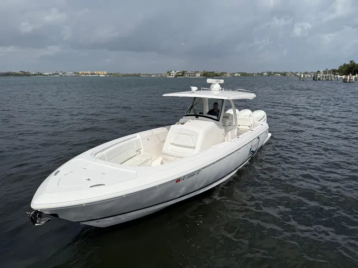 Surrender Yacht Photos Pics 