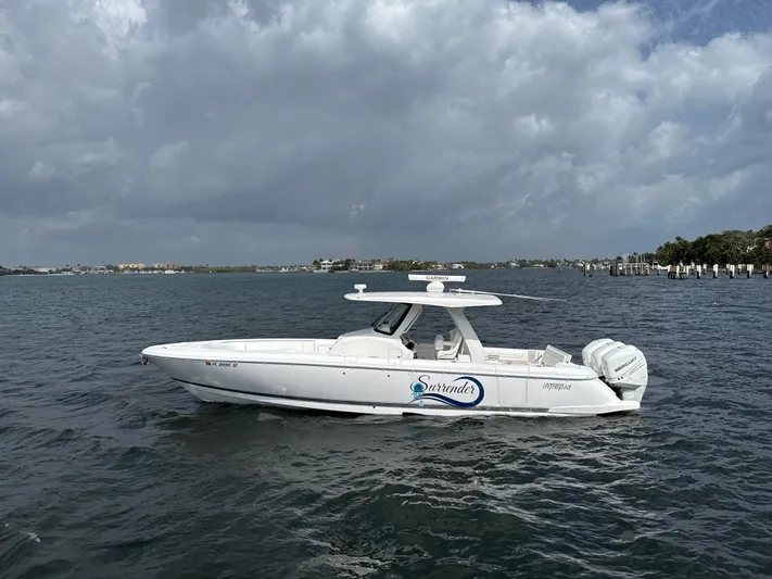 Surrender Yacht Photos Pics 