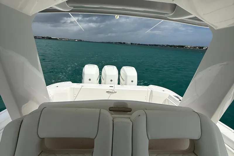 Surrender Yacht Photos Pics 