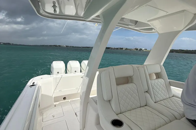 Surrender Yacht Photos Pics 