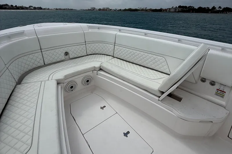 Surrender Yacht Photos Pics 