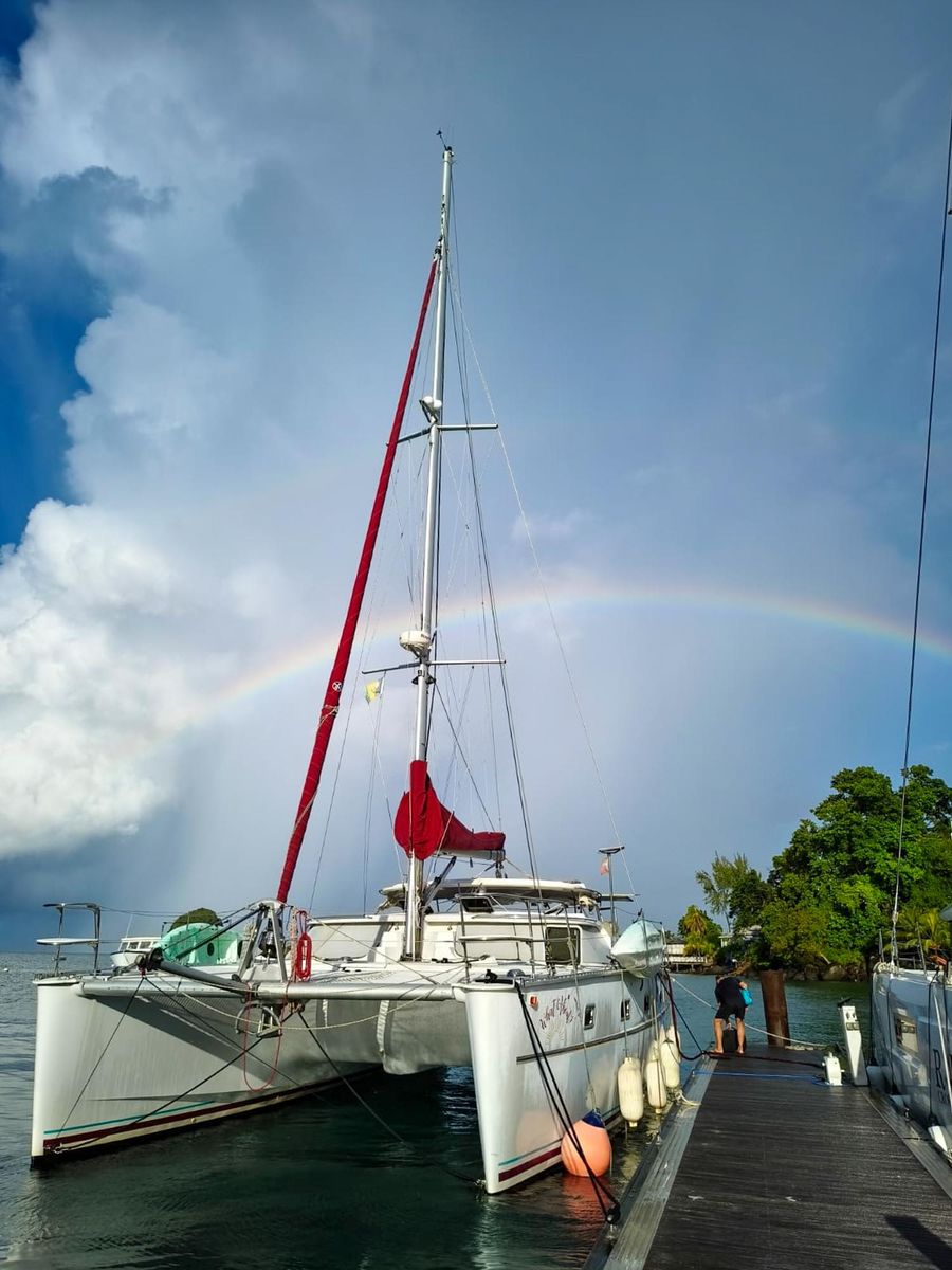 2005 Antares 44 