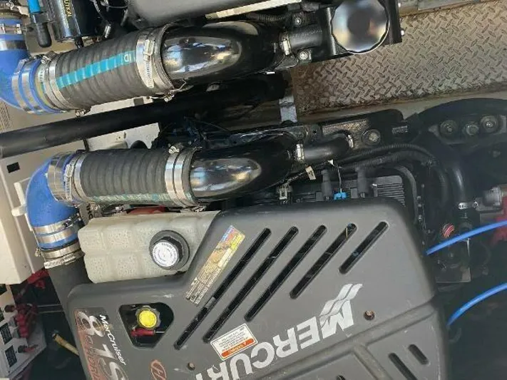  Yacht Photos Pics Engine compartment of a 2006 Cruisers Yachts 340 Express with Mercury components.