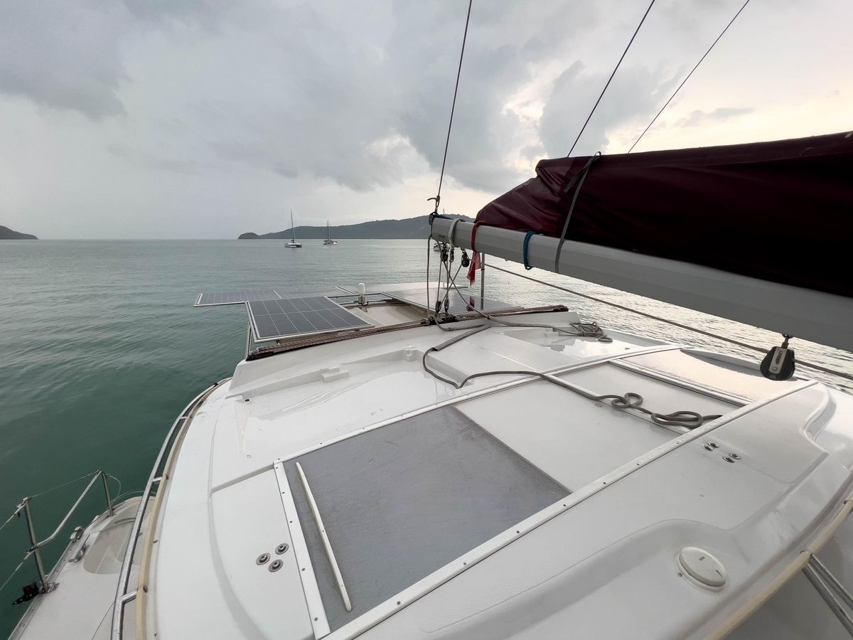 2005 Antares 44 