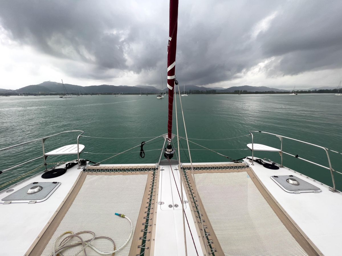 2005 Antares 44 