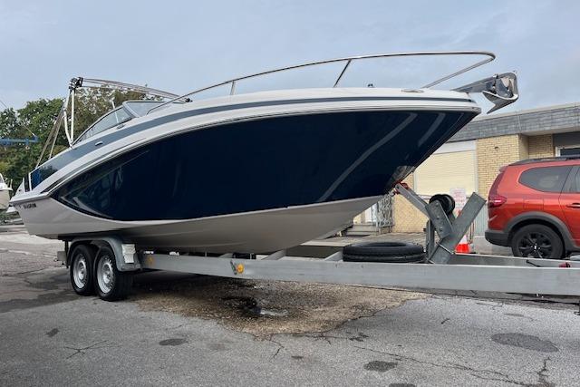 2016 Glastron GT 229