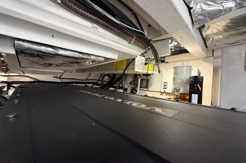 King Mouss Yacht Photos Pics Engine room of 2020 Pardo Yachts 43 featuring Volvo components and wiring.