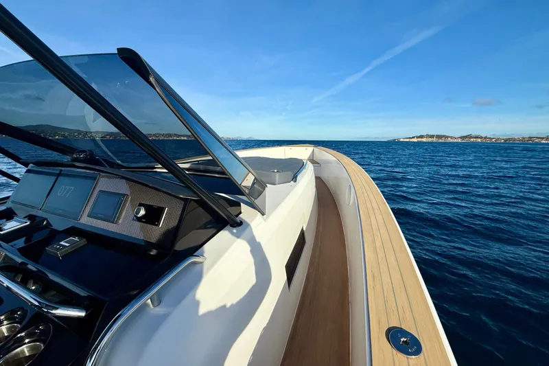 King Mouss Yacht Photos Pics 2020 Pardo Yachts 43 cruising on open sea with clear blue skies.