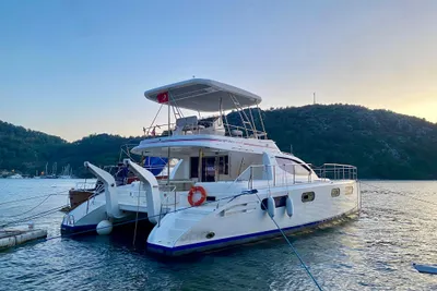 Leopard 47.4 POWER CAT