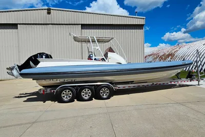Cougar R10 Rigid Inflatable