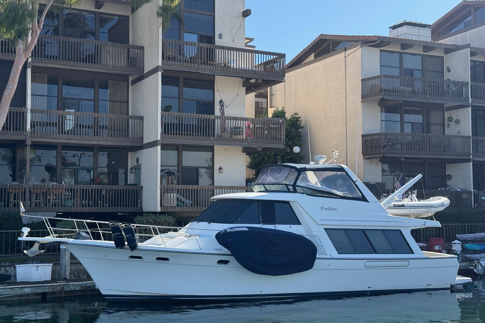 Bayliner 4788 Pilot House Motoryacht