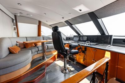 Yacht