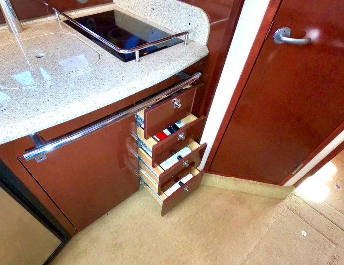 Belliseameaux Yacht Photos Pics 