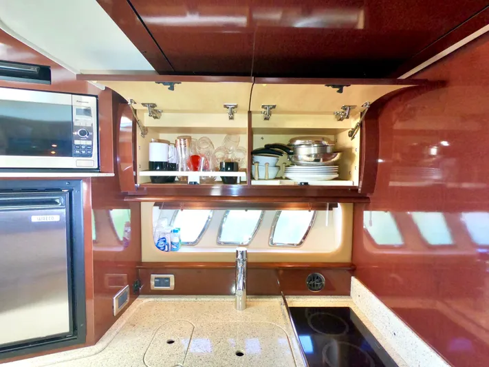 Belliseameaux Yacht Photos Pics 