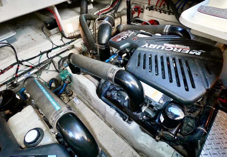 Belliseameaux Yacht Photos Pics 