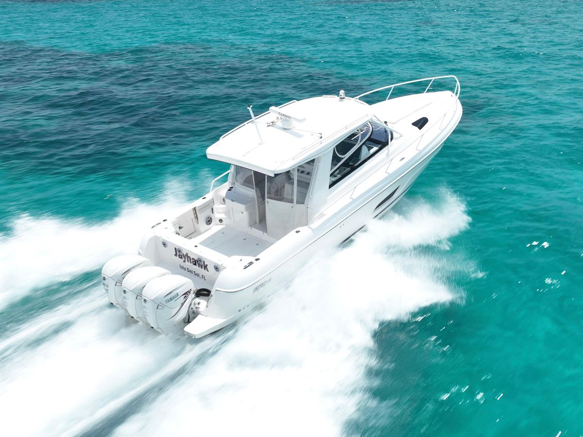 2021 Intrepid 43 
