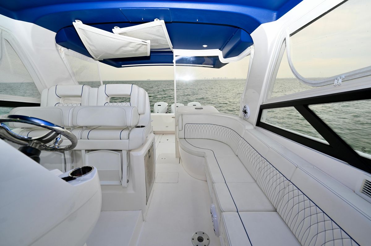2021 Intrepid 43 